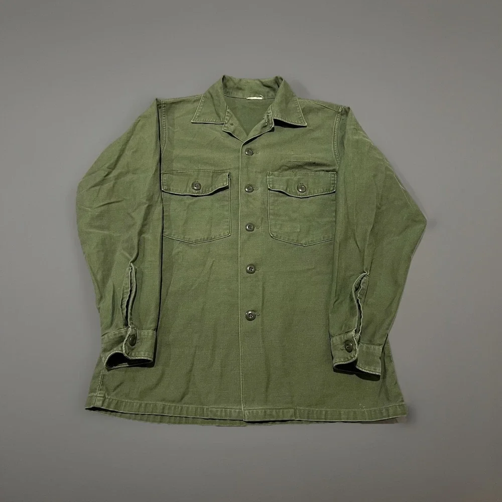 Vintage US Army OG-107 Olive Green Long Sleeve Flap Pockets Utility Shirt
